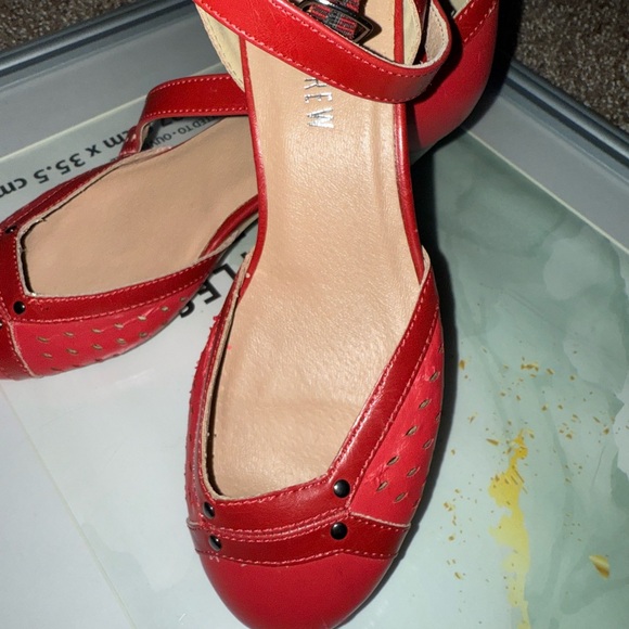 Chelsea Crew Red Women's Shoes 38 - Picture 2 of 6